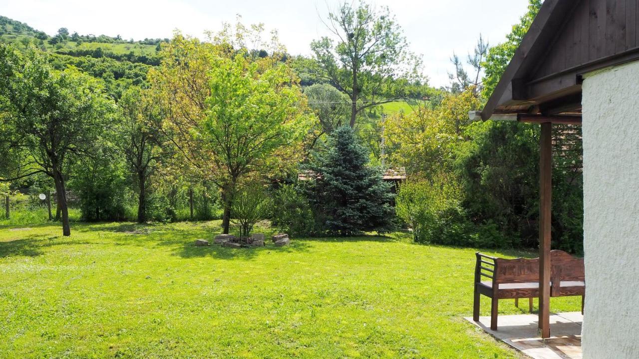 Van egy ház Villa Erdohorvati Esterno foto