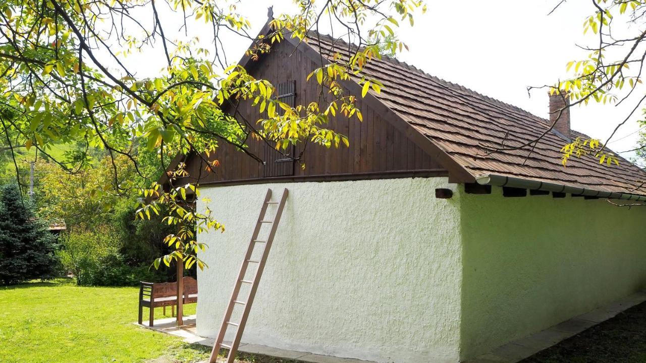 Van egy ház Villa Erdohorvati Esterno foto